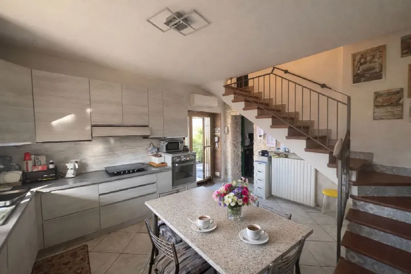 Rustico/Casale in vendita a Broni - foto 4