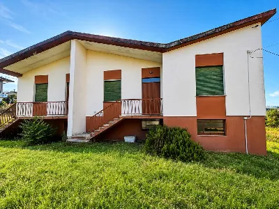 Villa in vendita a Stradella - foto 4