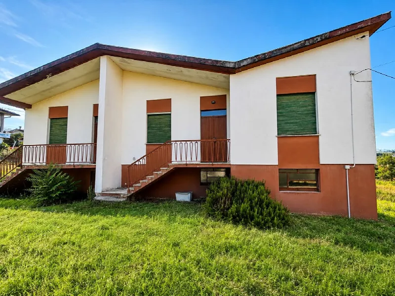 Villa in vendita a Stradella - foto 4
