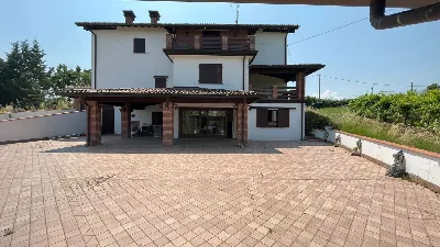 Villa in vendita a Ziano Piacentino - foto 9