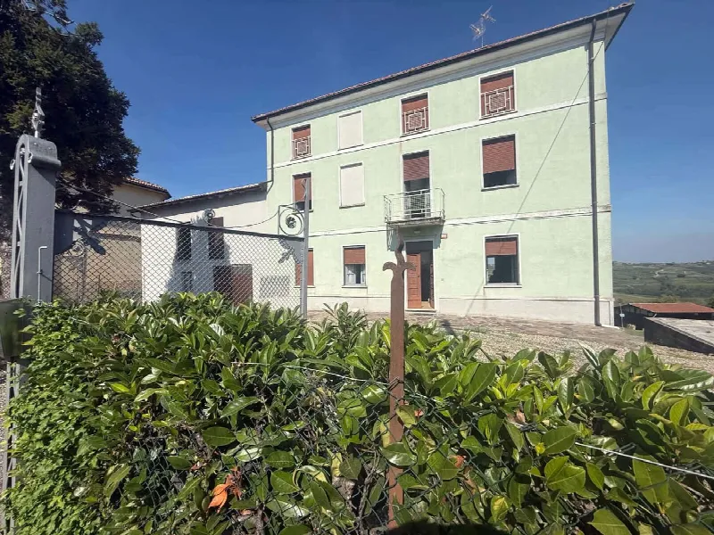 Casa Indipendente in vendita a Rovescala - foto 1