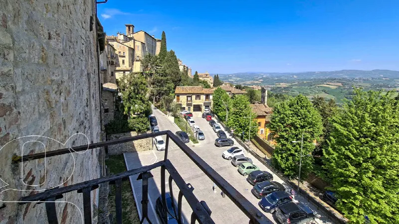 Appartamento in vendita a Todi - foto 1