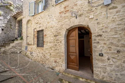 Casa Indipendente in vendita a Todi - foto 2
