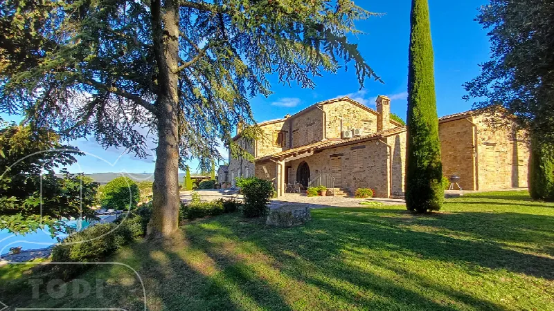 Rustico/Casale in vendita a Todi - foto 1