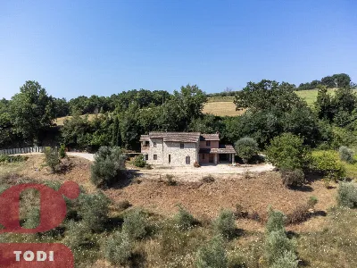 Rustico/Casale in vendita a Todi - foto 3