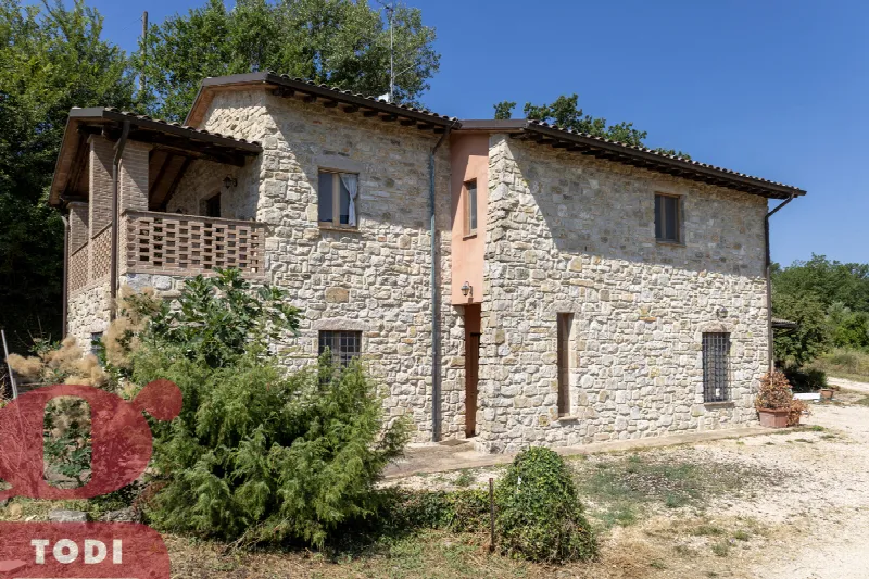 Rustico/Casale in vendita a Todi - foto 9