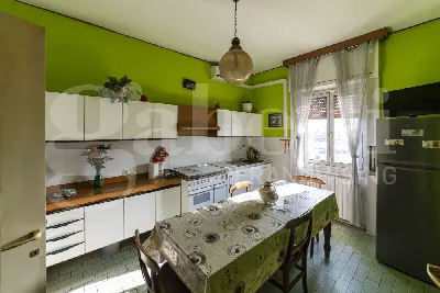 Palazzo/Stabile in vendita a Trezzano sul ... - foto 8