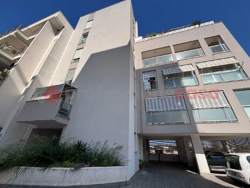 Appartamento in vendita a Bari, Fesca, San Girolamo - foto 1