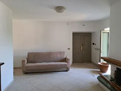 Appartamento in vendita a Cervaro - foto 2