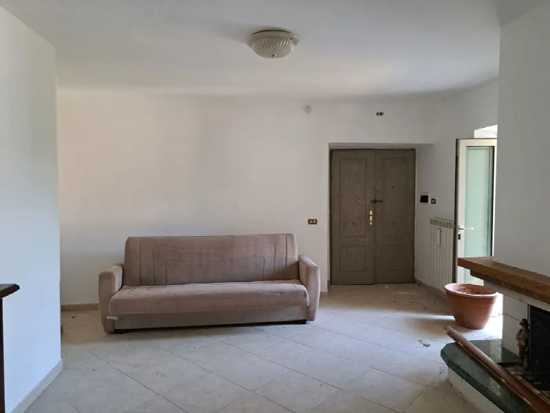 Appartamento in vendita a Cervaro - foto 2