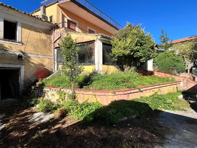 Palazzo/Stabile in vendita a Cassino - foto 5