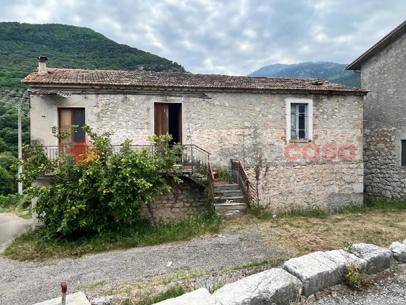 Casa Indipendente in vendita a Cassino - foto 1