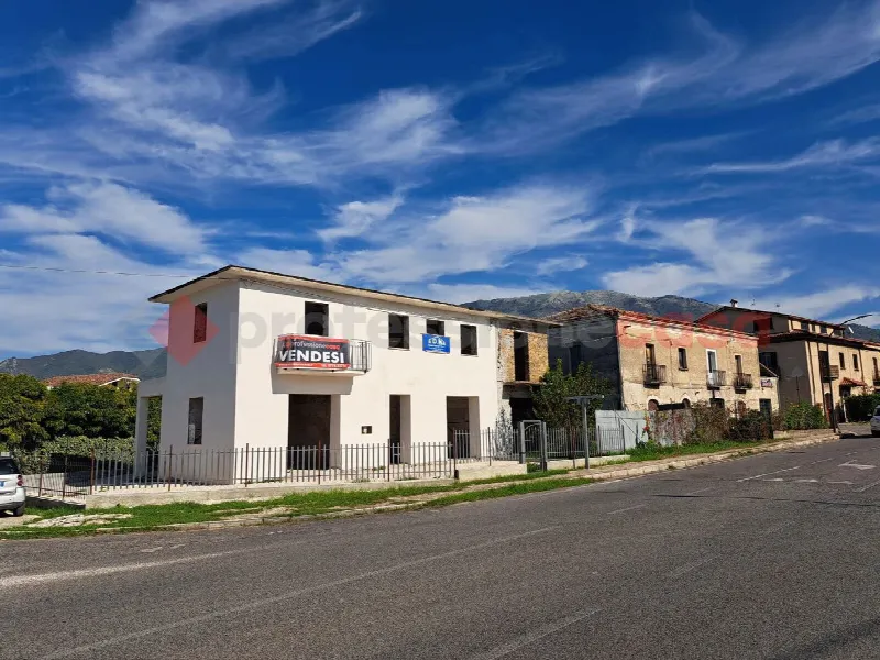 Casa Indipendente in vendita a Cervaro - foto 4