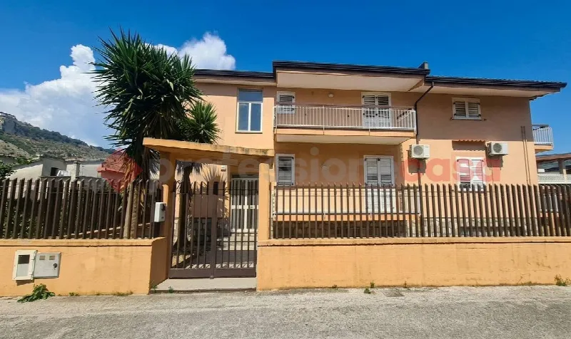 Casa Indipendente in vendita a Castel San Giorgio - foto 1