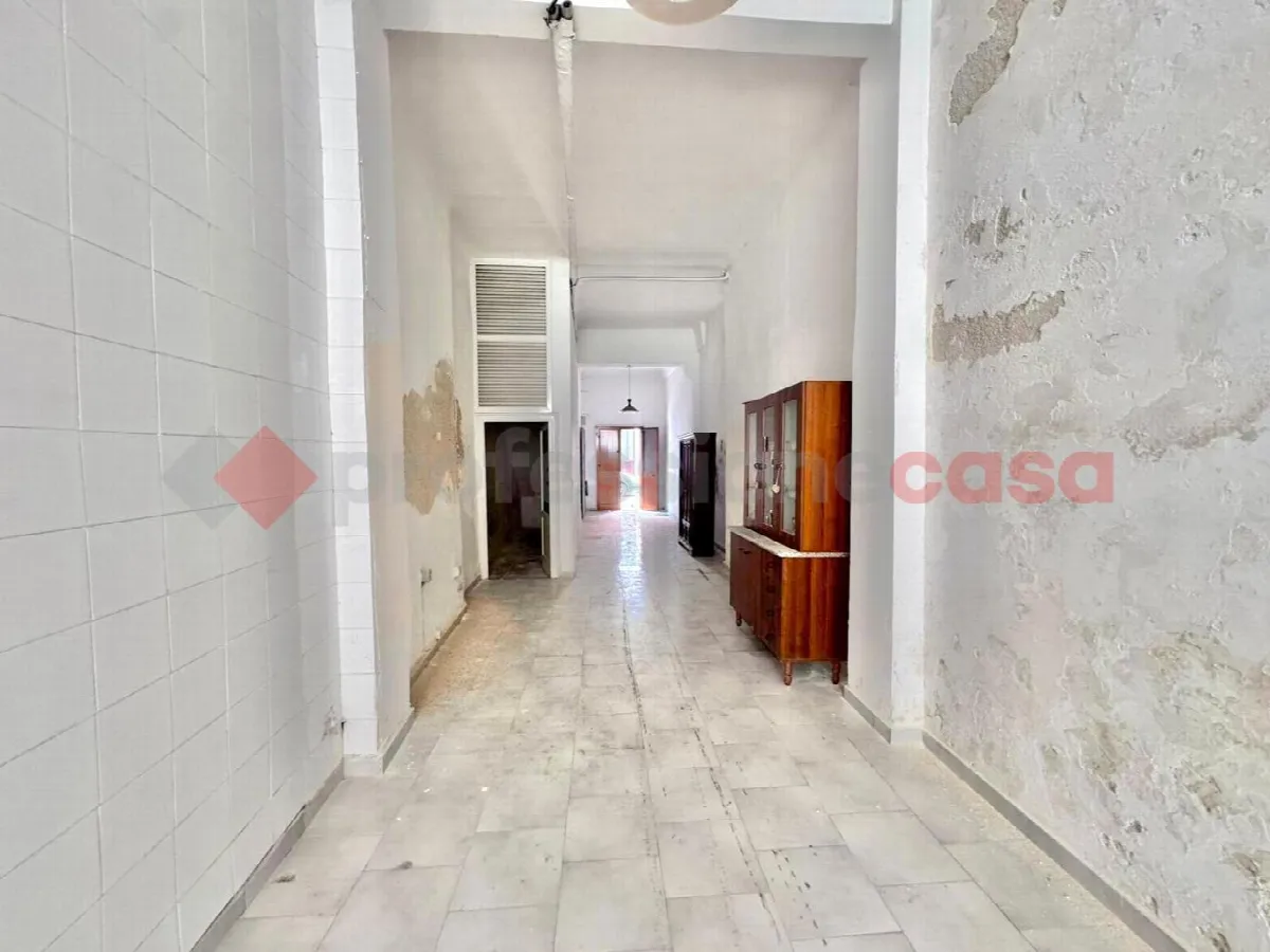 Palazzo/Stabile in vendita a Pulsano - foto 3