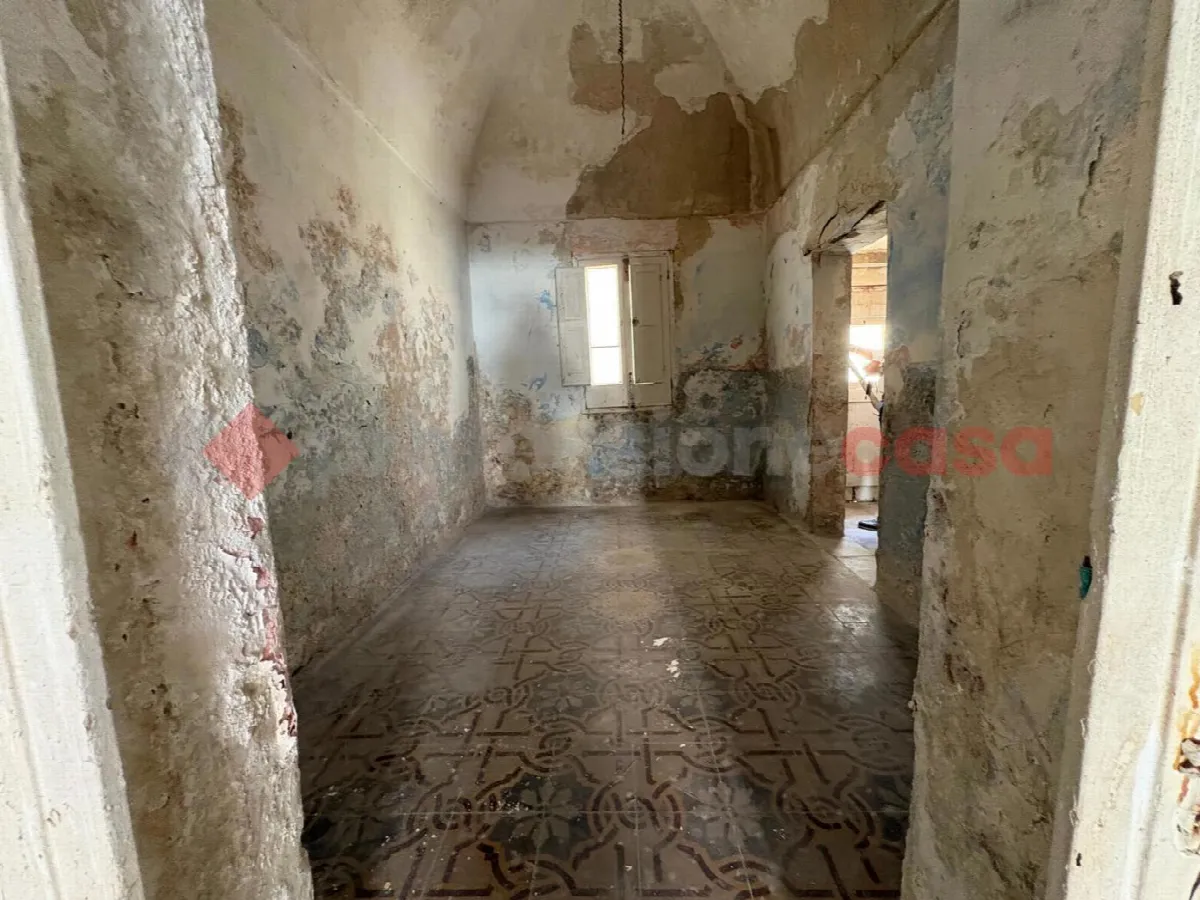 Palazzo/Stabile in vendita a Pulsano - foto 5