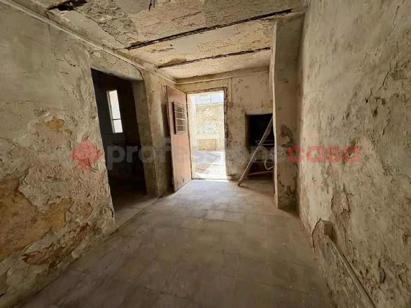 Palazzo/Stabile in vendita a Pulsano - foto 8