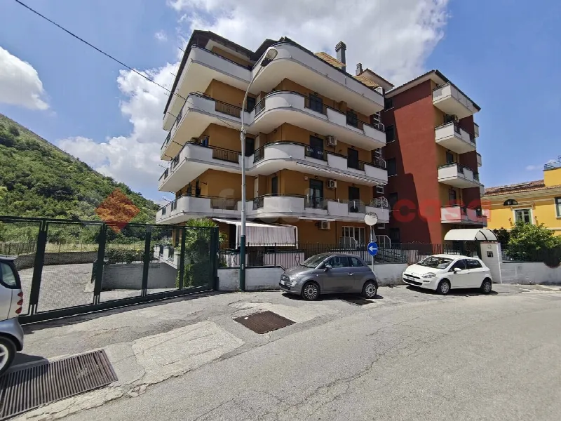 Rustico/Casale in vendita a Mercato San Severino - foto 1