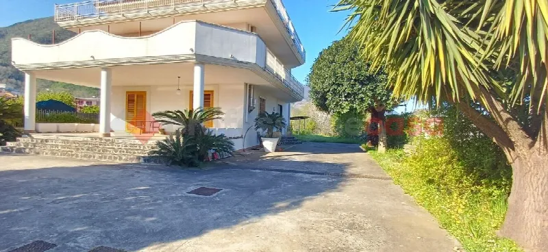 Villa in vendita a Nocera Superiore - foto 2