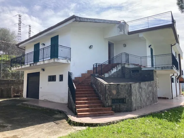 Villetta a schiera in vendita a Olevano sul Tusciano - foto 1