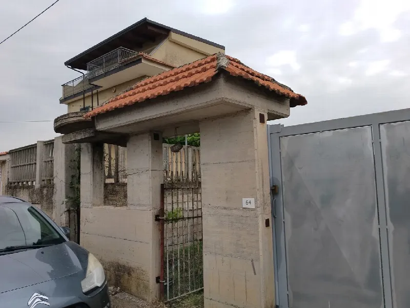 Casa Indipendente in vendita a Eboli - foto 1