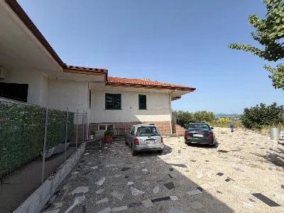 Villetta a schiera in vendita a Battipagli... - foto 4