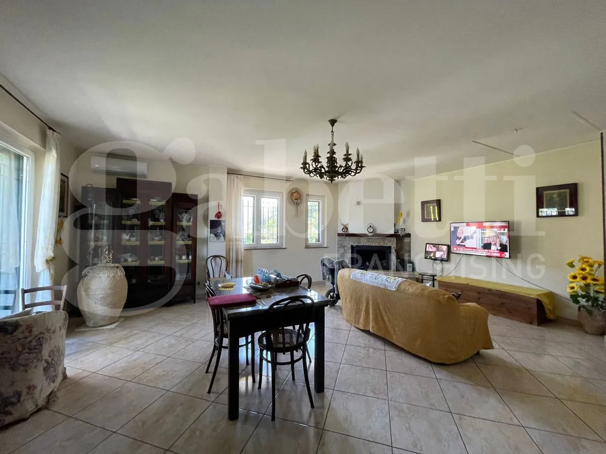 Villa in vendita a Montecorvino Rovella - foto 5