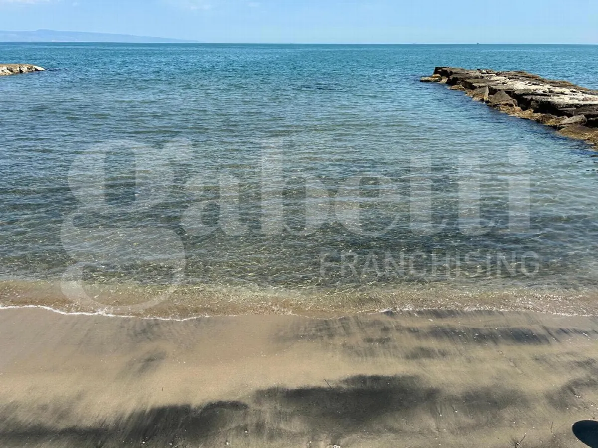 Casa Indipendente in vendita a Margherita di Savoia - foto 3
