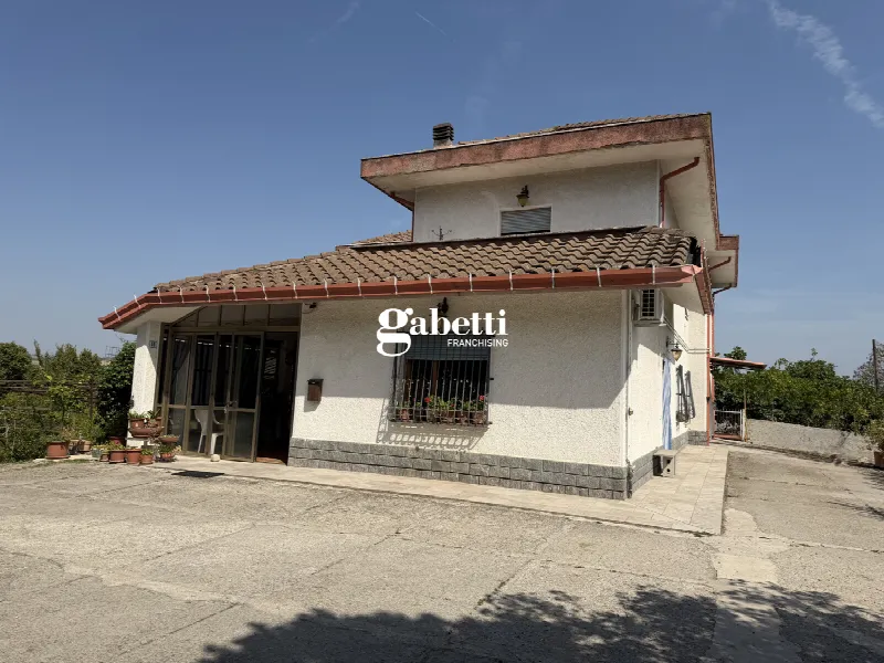 Casa Indipendente in vendita a Coriano - foto 1