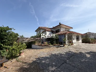 Casa Indipendente in vendita a Coriano - foto 1