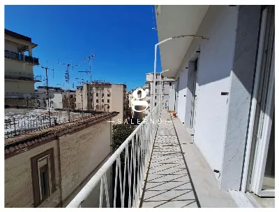 Appartamento in vendita a Salerno, Centro ... - foto 2