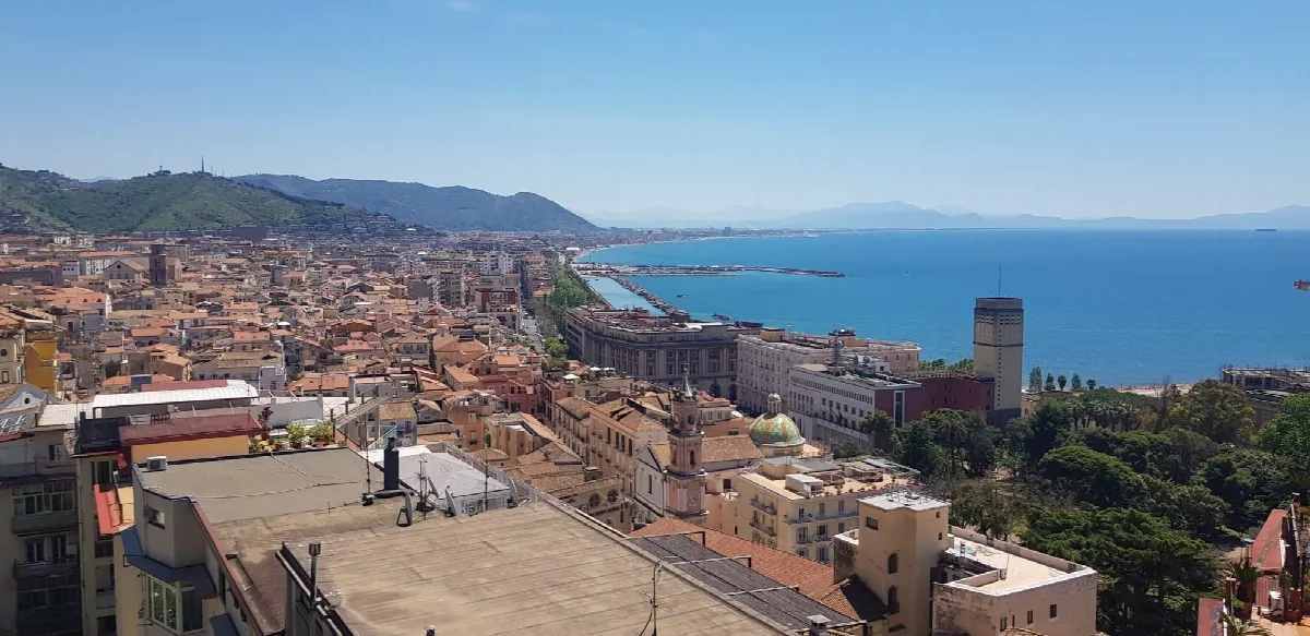 Appartamento in vendita a Salerno, Centro Storico, Teatro Verdi, Centro - foto 2