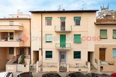 Appartamento a Cecina
