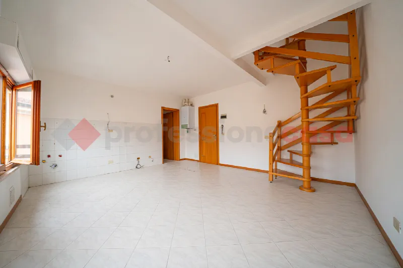 Appartamento in vendita a Cecina - foto 2