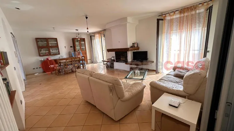 Casa Indipendente in vendita a Cerro Maggiore - foto 5