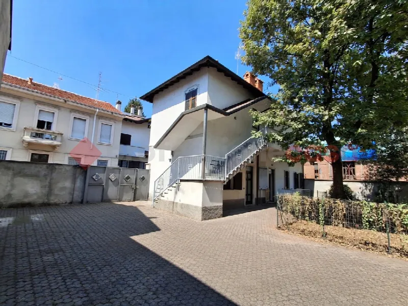 Casa Indipendente in vendita a Legnano - foto 3
