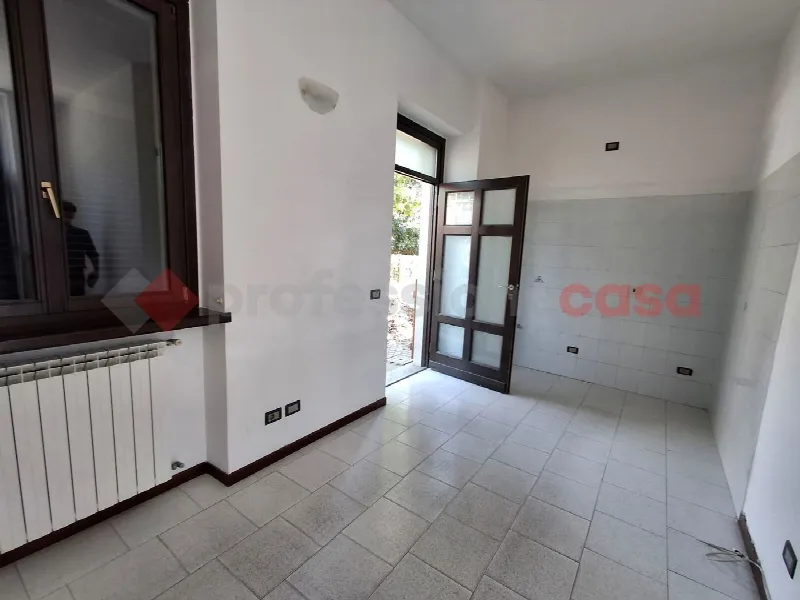 Casa Indipendente in vendita a Legnano - foto 9