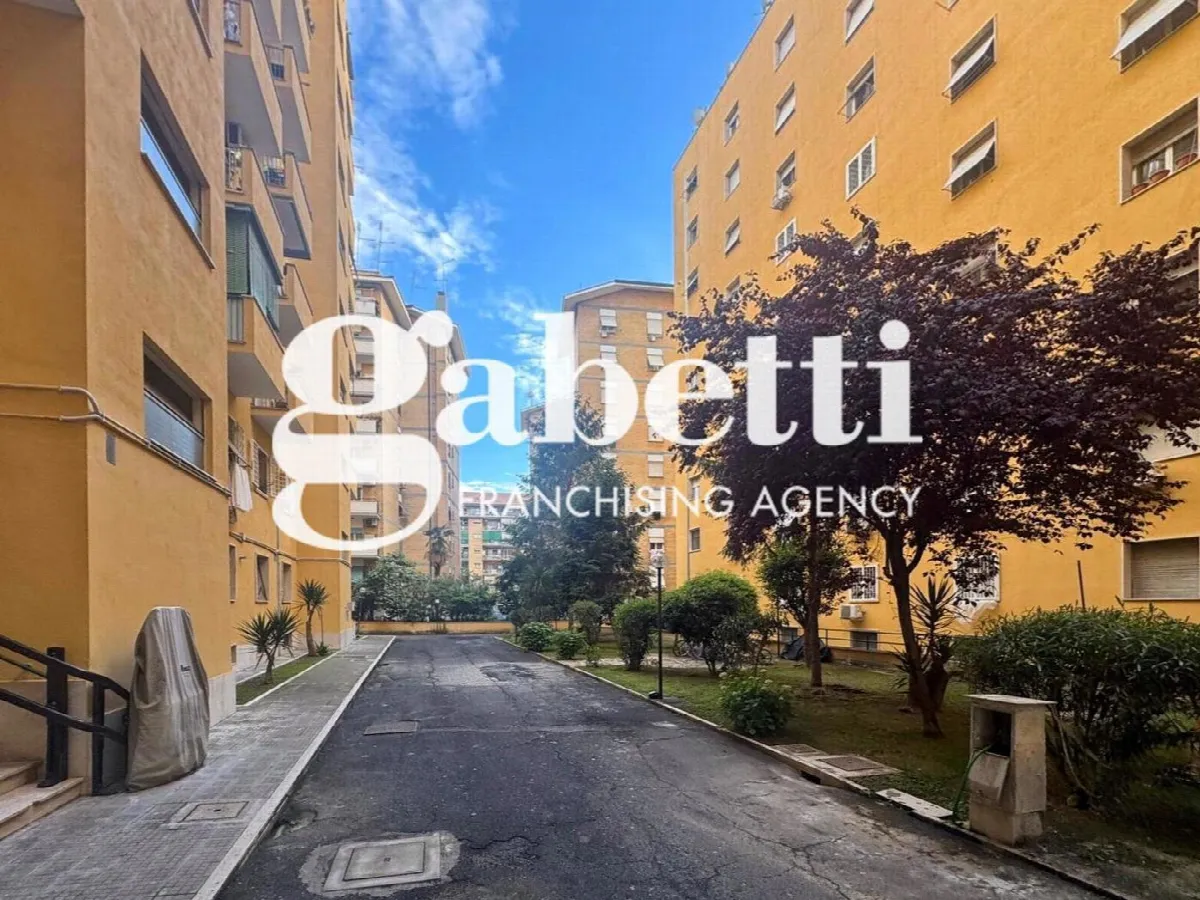Appartamento in vendita a Roma, Cinecittà, Quadraro - foto 2