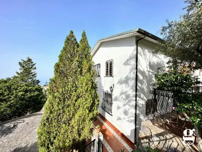 Casa Indipendente in vendita a Gioiosa Mar... - foto 9