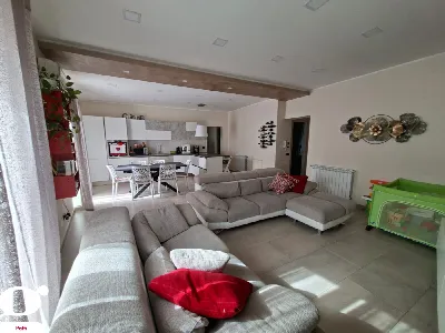 Casa Indipendente in vendita a Patti - foto 1