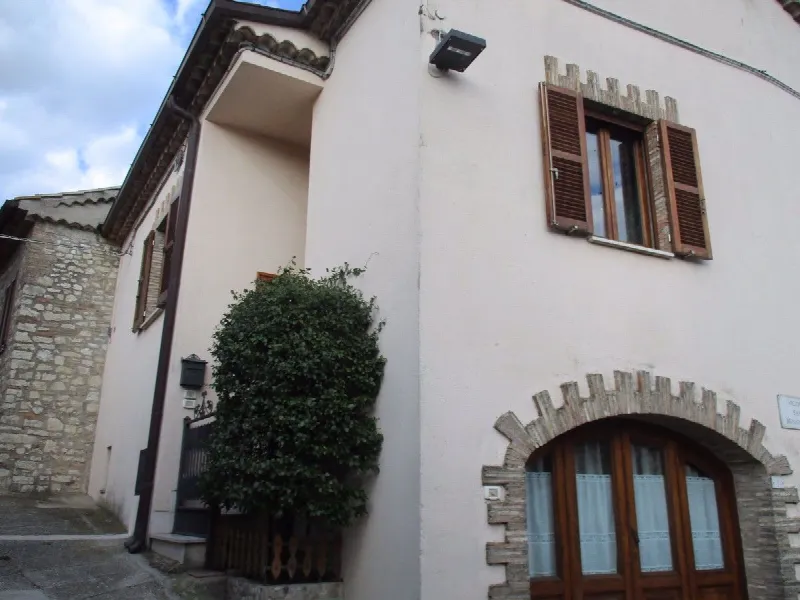 Appartamento in vendita a Ferentillo, Bologna, Policlinico - foto 1