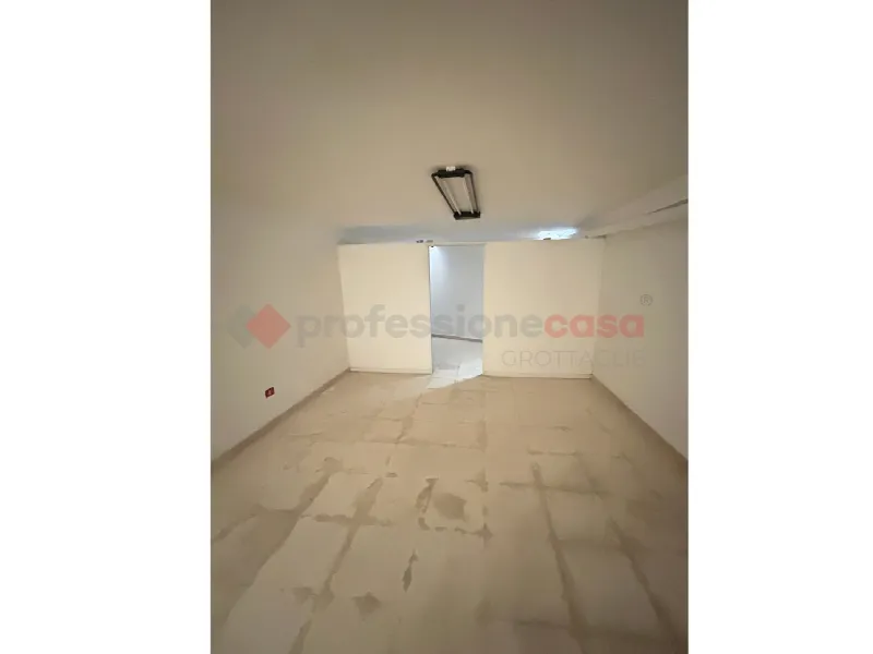 Palazzo/Stabile in vendita a Grottaglie - foto 10