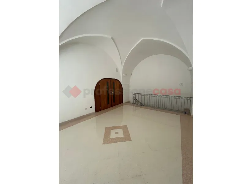 Palazzo/Stabile in vendita a Grottaglie - foto 6