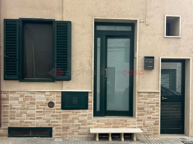 Casa Indipendente in vendita a Grottaglie - foto 1
