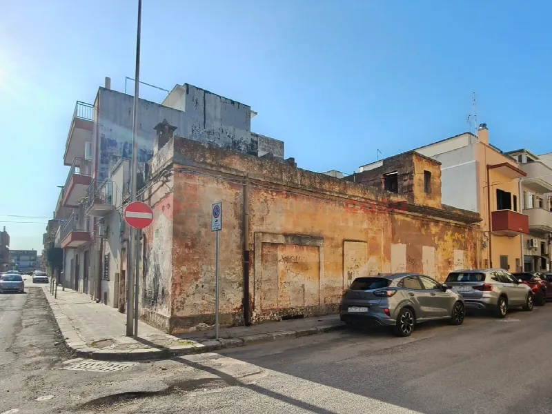 Casa Indipendente in vendita a Grottaglie - foto 2