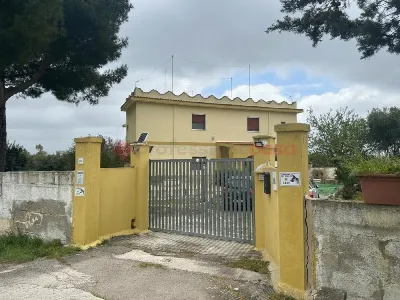 Villetta a schiera in vendita a Grottaglie - foto 1