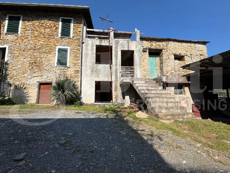 Rustico/Casale in vendita a Dolcedo - foto 1
