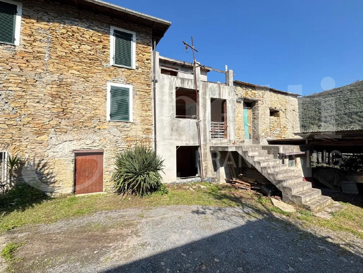 Rustico/Casale in vendita a Dolcedo - foto 2