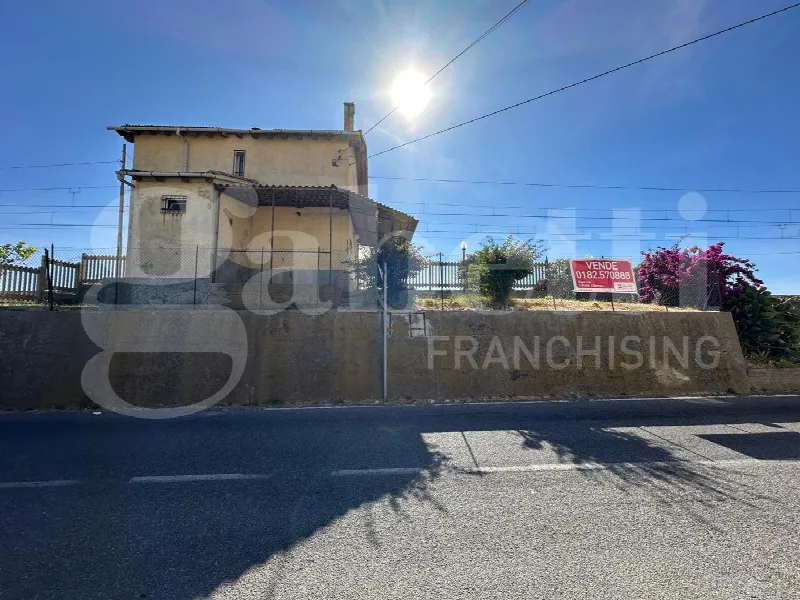 Casa Indipendente in vendita a Albenga - foto 5