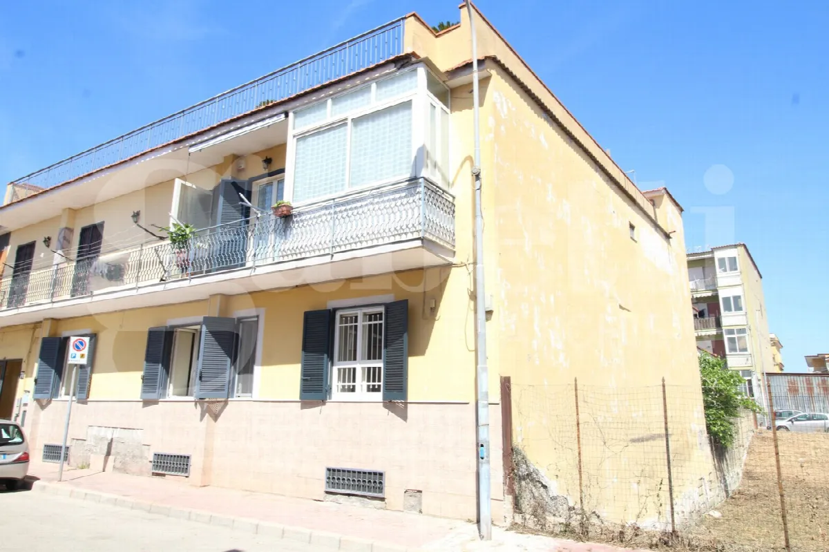 Casa Indipendente in vendita ad Arzano - foto 2